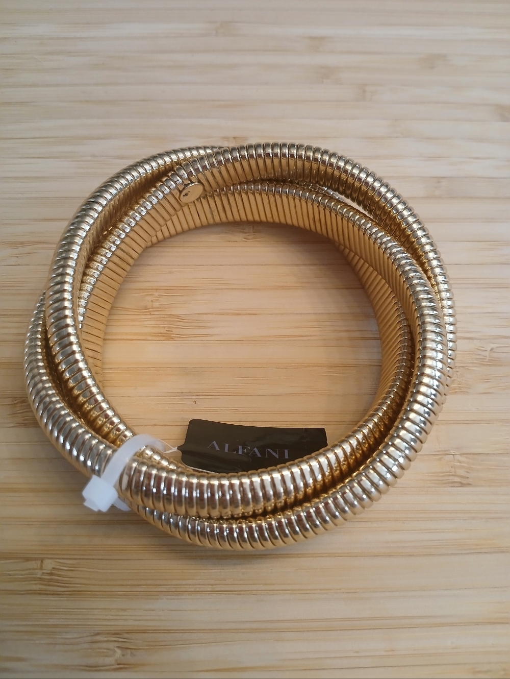 NWT - Alfani gold-toned, flexible triple-strand tubogas bracelet, stretch, OS